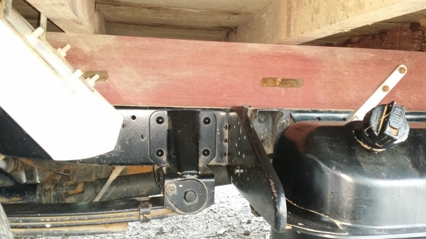 ขายนิสสันแอ็ดลาสดีเซลTD25 ทะเบียนไม่ติดเวลา