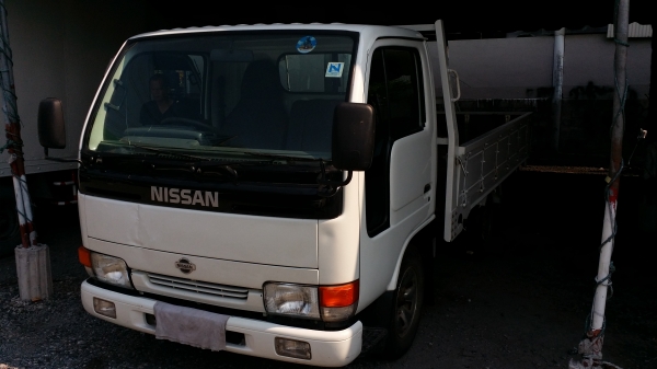 ขายนิสสันแอ็ดลาสดีเซลTD25 ทะเบียนไม่ติดเวลา