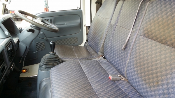 ขายนิสสันแอ็ดลาสดีเซลTD25 ทะเบียนไม่ติดเวลา