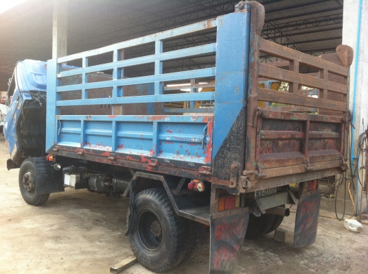 ISUZU NPR ดั้มสามมิตร รถห้างแท้ เครื่อง 4BD1-115 แรงม้า ช่วงล่าง F เครื่องดี ยางเต็ม มีสโลส์ คัสซีสวยๆ ทะเบียนเต็ม พร้อมใช้งาน