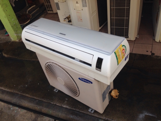 **** ขายแอร์ Samsung 12500 BTU สภาพสวย ****