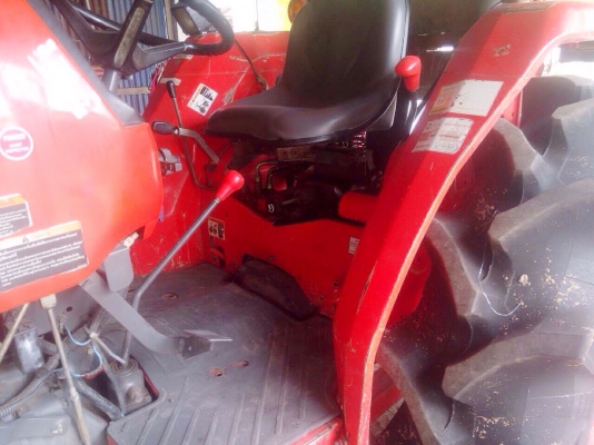 KUBOTA L4508 - 2 เพลา รถสวยสภาพดีพร้อมทำงานได้เลยครับ ใช้งาน 1,800 ชม. อุปกรณ์มีให้ครบ 3 ชิ้น มีใบดันหน้า,โรตารี่,ผานพรวน 6 เครื่องยนต์แรงดีเดิมๆไม่มีแตกเยิ้ม เกียร์หน้าหลังเข้าง่ายไม่มีปัญหา ช่วงล่างแน่นดี ยางสภาพใหม่ 4 เส้นหน้าหลัง 90\% พร้อมใช้งาน เอกสา KUBOTA L4508 - 2 เพลา รถสวยสภาพดีพร้อมทำงานได้เลยครับ ใช้งาน 1,800 ชม. อุปกรณ์มีให้ครบ 3 ชิ้น มีใบดันหน้า,โรตารี่,ผานพรวน 6 เครื่องยนต์แรงดีเดิมๆไม่มีแตกเยิ้ม เกียร์หน้าหลังเข้าง่ายไม่มีปัญหา ช่วงล่างแน่นดี ยางสภาพใหม่ 4 เส้นหน้าหลัง 90\% พร้อมใช้งาน เอกสา