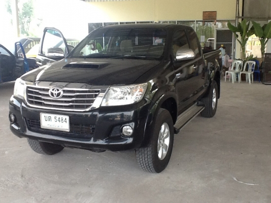 ขายครับวีโก้แชมป์ปี54วิ่งน้อยครับหน้าเดิมๆเครื่องสวยมากครับยางดี4เส้นราคาเบาๆ