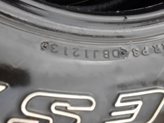 255/70R15  ( ขอบ 15 ) BRIDGE STONE DUELER H/L  ปี 2013  มี 2 เส้น   TEL.081-427-3941