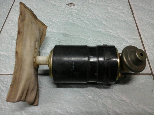 ปั้มติ๊กRB26 1000บาท กรองเบนซินถอดไส้ได้500บาท TEL0890671028 อยู่่แถวดอนเมืองครับ