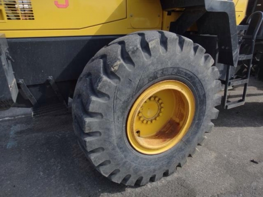 ขายคันที่ 2. รถตัก KOMATSU WA320-5 นำเข้าจากญี่ปุ่น 090-986-2521 อ๊อบ