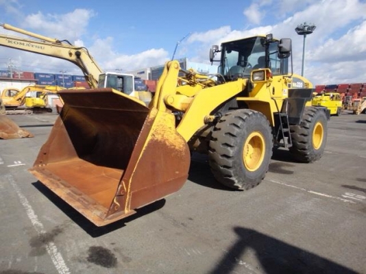 ขายคันที่ 3. รถตัก KOMATSU WA320-5 นำเข้าจากญี่ปุ่น 090-986-2521 อ๊อบ