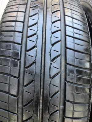 ขายยาง Brigdestone B250 185-65-15 ปี 12 สภาพสวย ไม่กินข้าง ไม่บวม ราคาคู่ละ 1,400 บาท