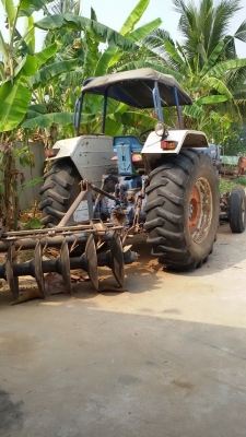 ขายรถไถฟอร์ด  เจ้าของขอยเอง  ราคาตอรองด้าย