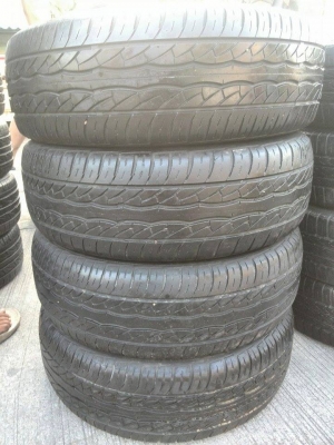 ขายยาง Maxxis 195-65-15 ปี 12 ดอกแน่น สภาพสวย ไม่บวม ราคาชุดละ 3,400 บาท