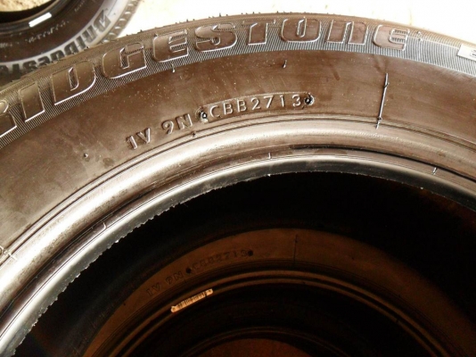 ยางขอบ15 บริดสโตน195-65-R15ลงพื้นปี14(4เส้น3,200บ) ยางขอบ15 บริดสโตน195-65-R15ลงพื้นปี14(4เส้น3,200บ)