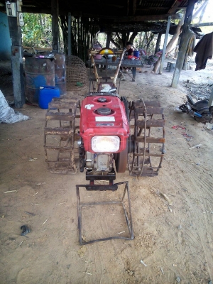 ขายรถไถเดินตามคูโบต้า 11 แรง พร้อมอุปกรณ์ คราด ผาน และพ่วงสภาพดี