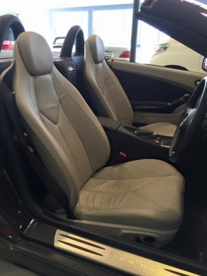 ขาย Benz Slk 200 ปี2009 ตัวไมเนอร์เชจ ตัวสุดท้ายของรุ่นก่อนเปลี่ยนโฉม