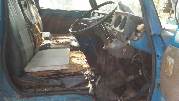 ขายรถบรรทุก 6 ล้อดัมพ์ NISSAN 88 แรงม้า ราคา 160000