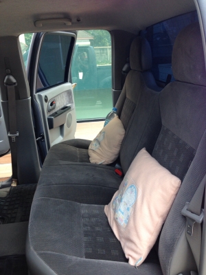 ขาย ปี 2003 D-max 4WD สี่ประตู 270000 บาท ขาย ปี 2003 D-max 4WD สี่ประตู 270000 บาท