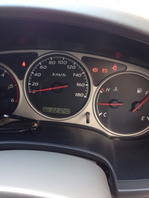 ขาย ปี 2003 D-max 4WD สี่ประตู 270000 บาท ขาย ปี 2003 D-max 4WD สี่ประตู 270000 บาท