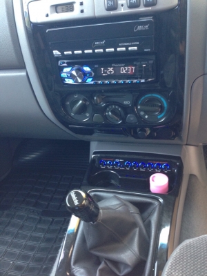 ขาย ปี 2003 D-max 4WD สี่ประตู 270000 บาท ขาย ปี 2003 D-max 4WD สี่ประตู 270000 บาท