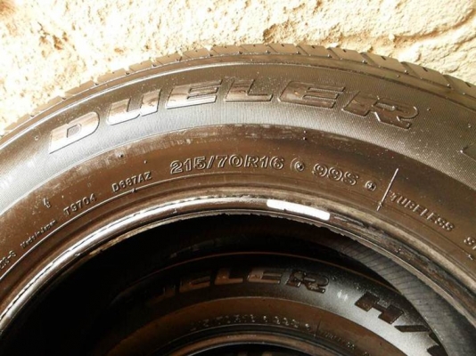 ยางกระบะขอบ16 บริดสโตน215-70-R16ลงพื้นปี12(4เส้น2,400บ) ยางกระบะขอบ16 บริดสโตน215-70-R16ลงพื้นปี12(4เส้น2,400บ)