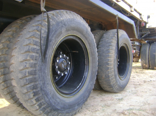 HINO   MAEGA  260 แรง   ราคา 1,850,000  บาท