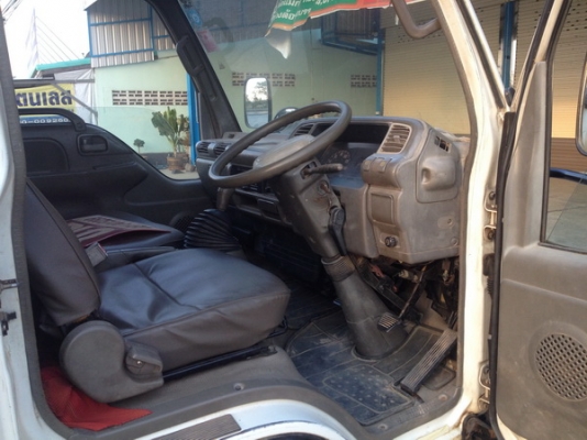 ขายรถบรรทุก 4 ล้อ ISUZU สภาพเดิมๆ พร้อมใช้งาน