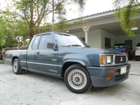 มิตซูบิชิ แอร์โร่บอดี้