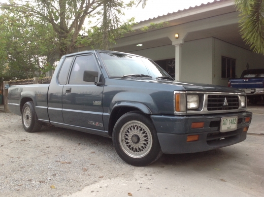 มิตซูบิชิ แอร์โร่บอดี้