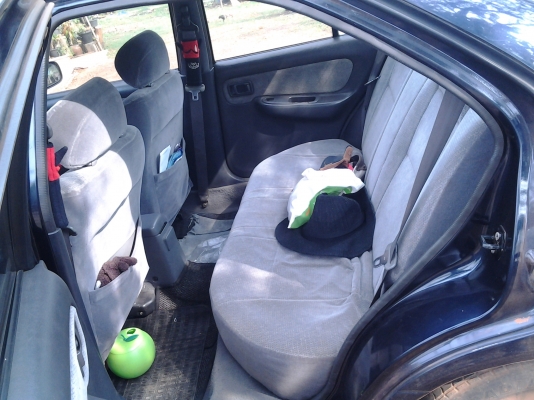 NISSAN SUNY 1.6 SUPER SALOON ปี40 ไฟฟ้า เพาเวอร เซ็นทรัล็อค ภายในสวยกรี๊ฟ