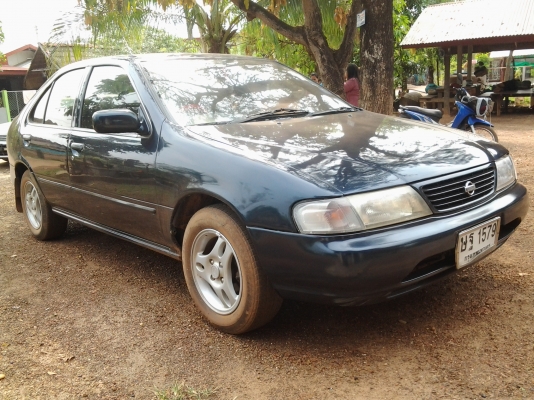 NISSAN SUNY 1.6 SUPER SALOON ปี40 ไฟฟ้า เพาเวอร เซ็นทรัล็อค ภายในสวยกรี๊ฟ