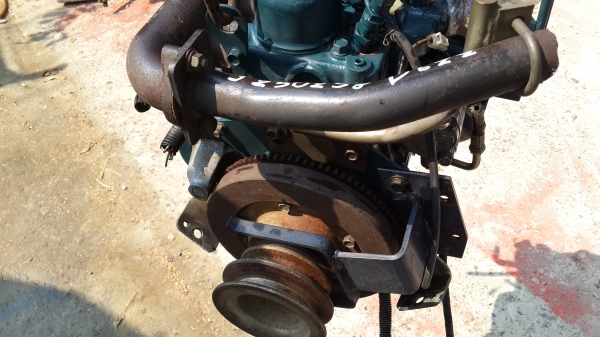 สามสูบ 17.5 แรง รหัส K - 11 สามสูบ 17.5 แรง รหัส K - 11