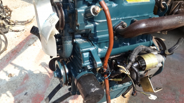 สามสูบ 17.5 แรง รหัส K - 11 สามสูบ 17.5 แรง รหัส K - 11