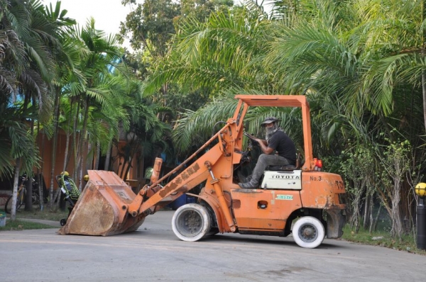 ขายตัก TOYOTA SDดีเซล สวยเดิมจากญี่ปุ่น ยังไม่เคยใช้ในไทย 165,000เท่านั้น!!