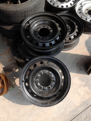 กะทะล้อ 6 รู  ขอบ 15   ( 15X6JJ )    ชุด 4 ใบ TEL.081-427-3941