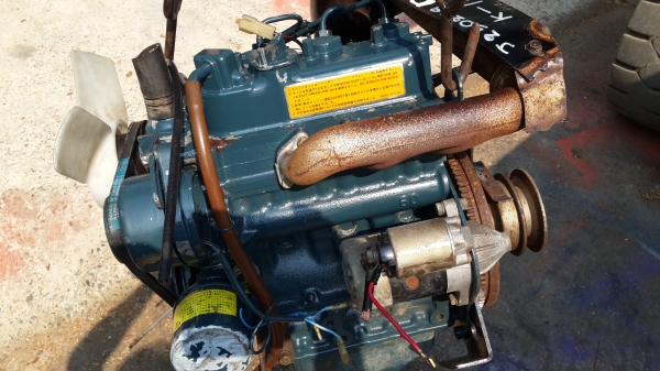 เครื่องสามสูบคูโบต้า 16.5 แรง รหัส K - 10