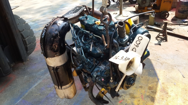 เครื่องสามสูบคูโบต้า 16.5 แรง รหัส K - 10