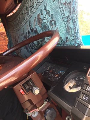 รถอีซูซุ 10  ล้อ ตู้เย็น FVM 175 แรงม้า.   สนใจติดต่อ  081 - 6079515