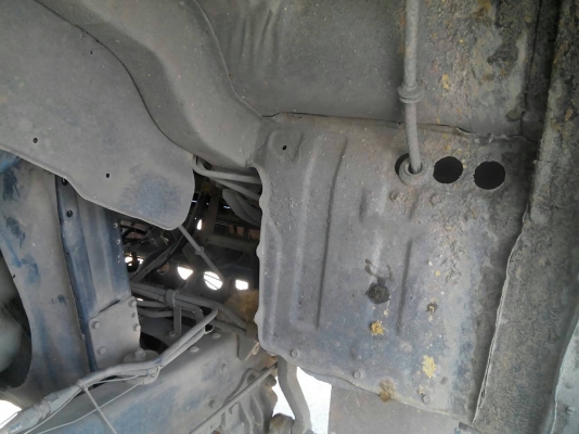 รถมิตซู 10 ล้อดั้ม FN527 - TD  191 แรงม้า.   สนใจติดต่อ  081 - 6079515