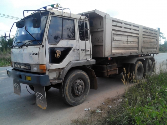 รถมิตซู 10 ล้อดั้ม FN527 - TD  191 แรงม้า.   สนใจติดต่อ  081 - 6079515