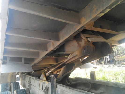 รถมิตซู 10 ล้อดั้ม FN527 - TD  191 แรงม้า.   สนใจติดต่อ  081 - 6079515