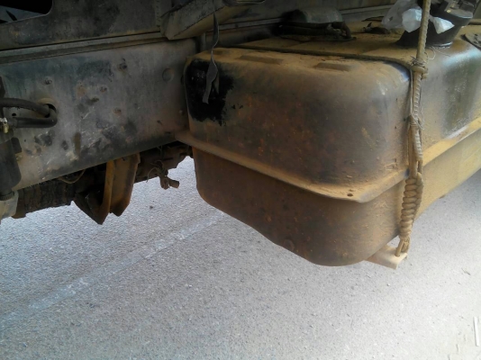 รถมิตซู 10 ล้อดั้ม FN527 - TD  191 แรงม้า.   สนใจติดต่อ  081 - 6079515