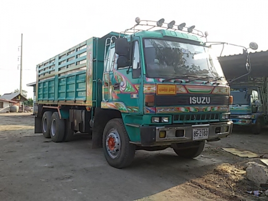 ขาย 10 ล้อ ISUZU ดั้ม 2เพลา ร๊อคใหญ่