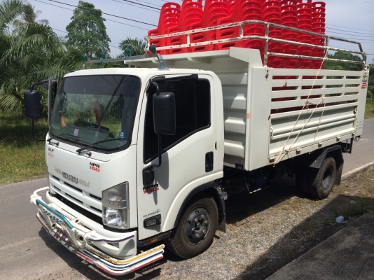 รถอีซูซุ 6 ล้อดั้ม NPR 150 แรงม้า. ปี 52  ( รถวิ่ง 5x,xxx กม. )  สนใจติดต่อ 081 - 6079515