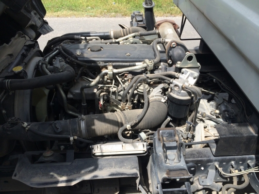 รถอีซูซุ 6 ล้อดั้ม NPR 150 แรงม้า. ปี 52  ( รถวิ่ง 5x,xxx กม. )  สนใจติดต่อ 081 - 6079515