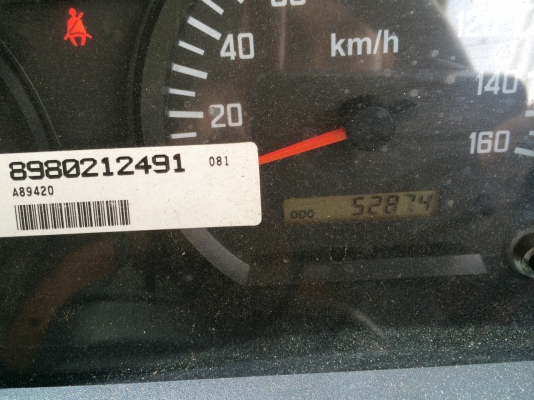 รถอีซูซุ 6 ล้อดั้ม NPR 150 แรงม้า. ปี 52  ( รถวิ่ง 5x,xxx กม. )  สนใจติดต่อ 081 - 6079515