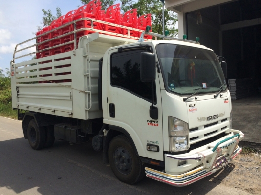 รถอีซูซุ 6 ล้อดั้ม NPR 150 แรงม้า. ปี 52  ( รถวิ่ง 5x,xxx กม. )  สนใจติดต่อ 081 - 6079515