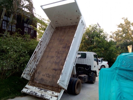 รถดั้มNKR 66เครื่อง4HF1.   120แรงรถนอกไม่มีทะเบียนในไทยครับ