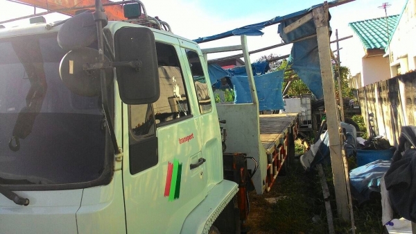 ขายดาวน์....หรือจะเบือกตัดสด...6ล้อพื้นเรียบติดเครน 195แรง Isuzu. FRR32JB-3004024. รถพร้อมใช้