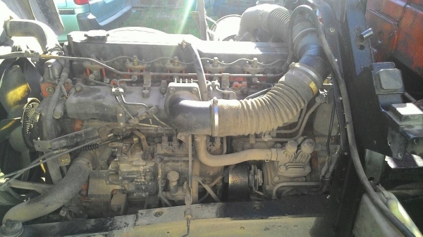 ขายดาวน์....หรือจะเบือกตัดสด...6ล้อพื้นเรียบติดเครน 195แรง Isuzu. FRR32JB-3004024. รถพร้อมใช้