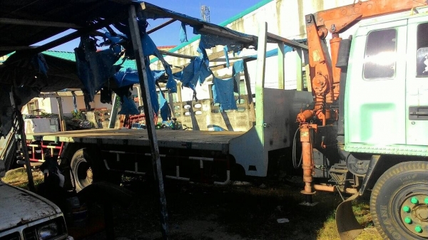 ขายดาวน์....หรือจะเบือกตัดสด...6ล้อพื้นเรียบติดเครน 195แรง Isuzu. FRR32JB-3004024. รถพร้อมใช้