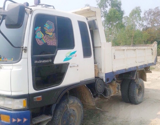 ***ขายแล้วครับขอบคุณ Truck2hand ขาย HINO FC-185 6ล้อดั้มดิน ประกอบ HINO FC170A HO7C-185HP เครื่องเดิม เกียร์เดิม วางหัวไฮเทค(ยังไม่ลงเล่ม) เครื่องดี แรงดี เกียร์ดี เข้าง่าย ไม่หลุดครับ ช่วงล่างใหญ่ Fหน้า-หลัง คัสซีดี ไม่ปะไม่ดาม กระบะดั้มเหล็ก5