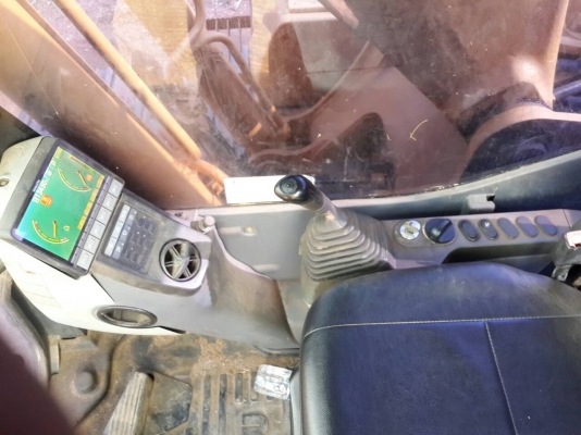 ขายรถแบคโฮ KOMATSU PC-200-8 ปี.2008  อิมวอย 13000 กว่า ช.ม ราคา.1700000 ต่อรองคับ สนใจโทรจองเลย